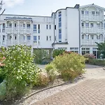 Apartment 545, Seepark *